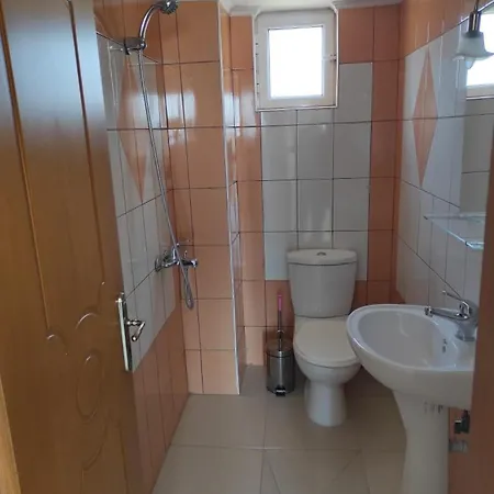 Lakollari 2nd * Ksamil